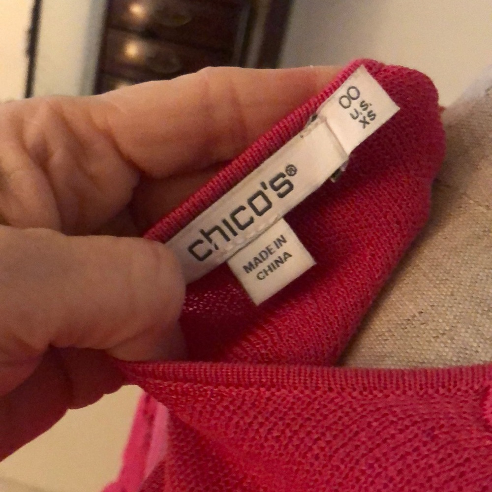 Women's Red Top - Picture 7 of 15